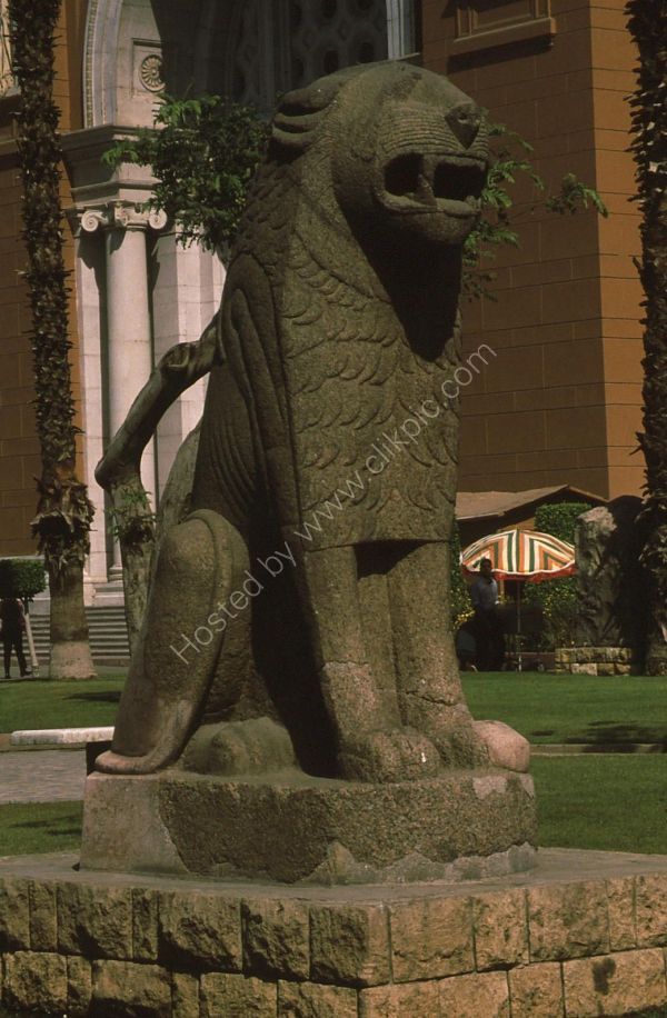 Statue, Cairo Museum, Cairo